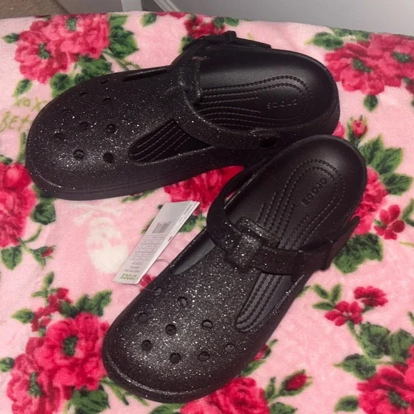 CROCS Women’s Glitter MARY JANE - Picture 2 of 7